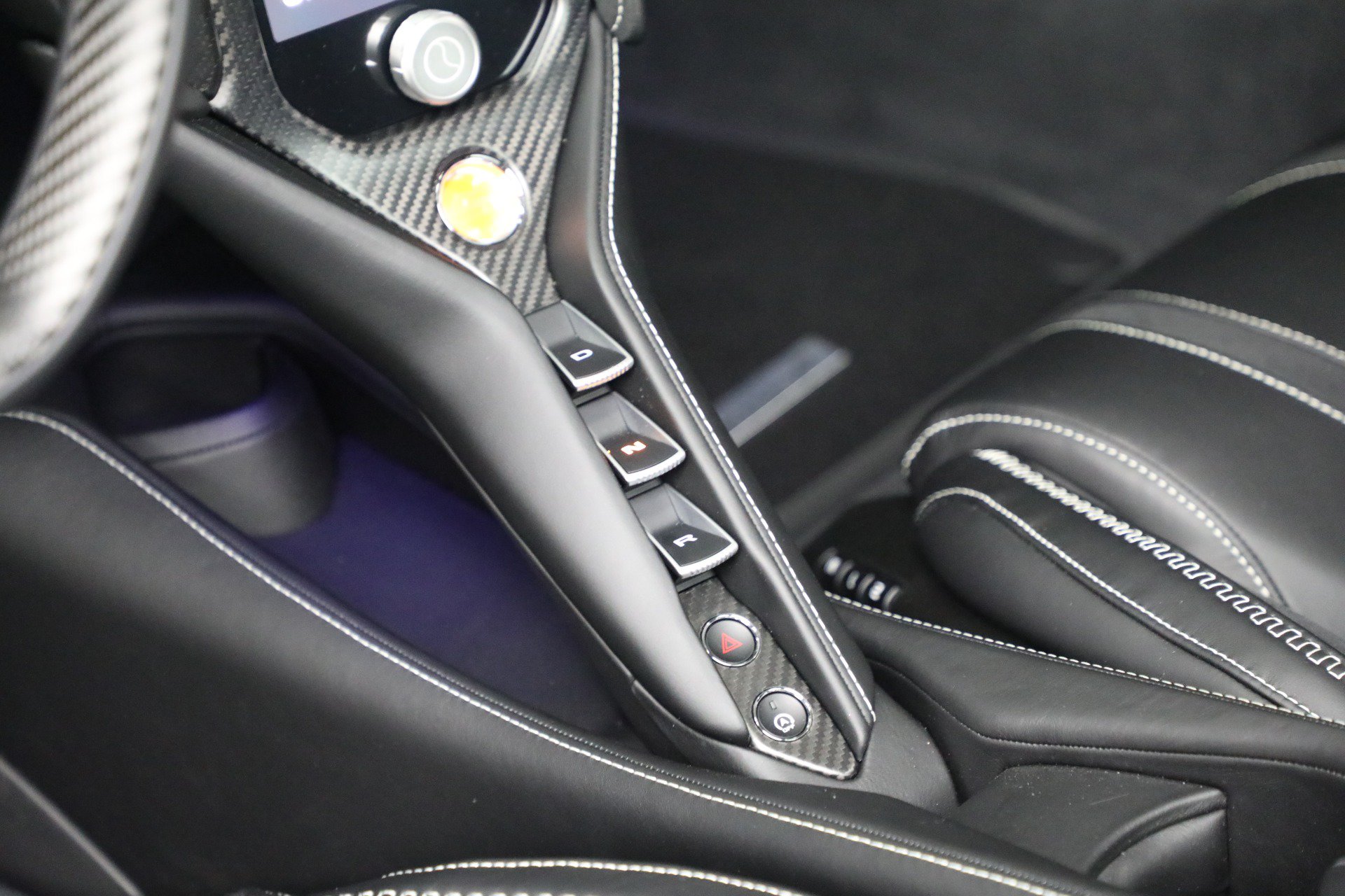 Used 2026 McLaren 750S RWD image 22
