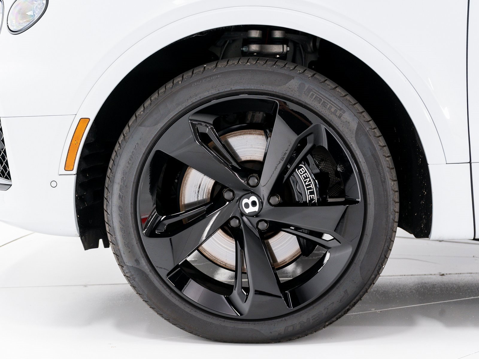 Certified 2023 Bentley Bentayga Extended Wheelbase image 43