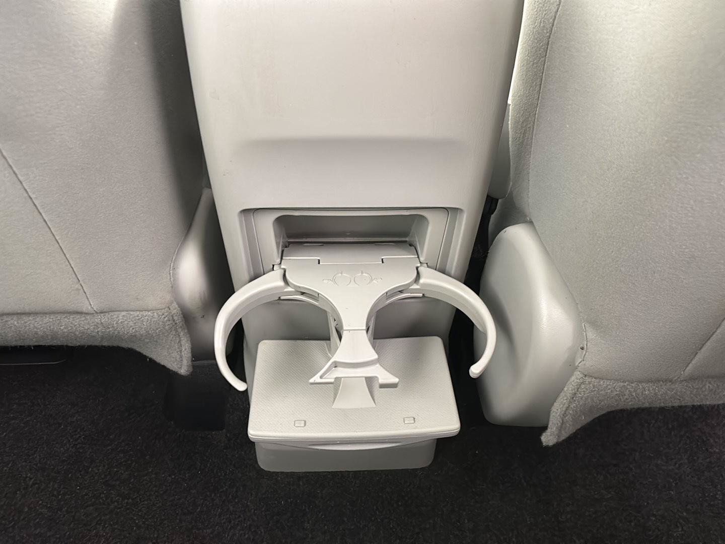 Used 2014 Toyota Prius V Three FWD image 18