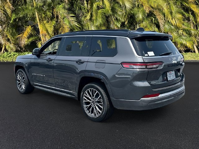 New 2026 Jeep Grand Cherokee L Summit w/ Advanced Protech Group IV AWD/4WD image 7