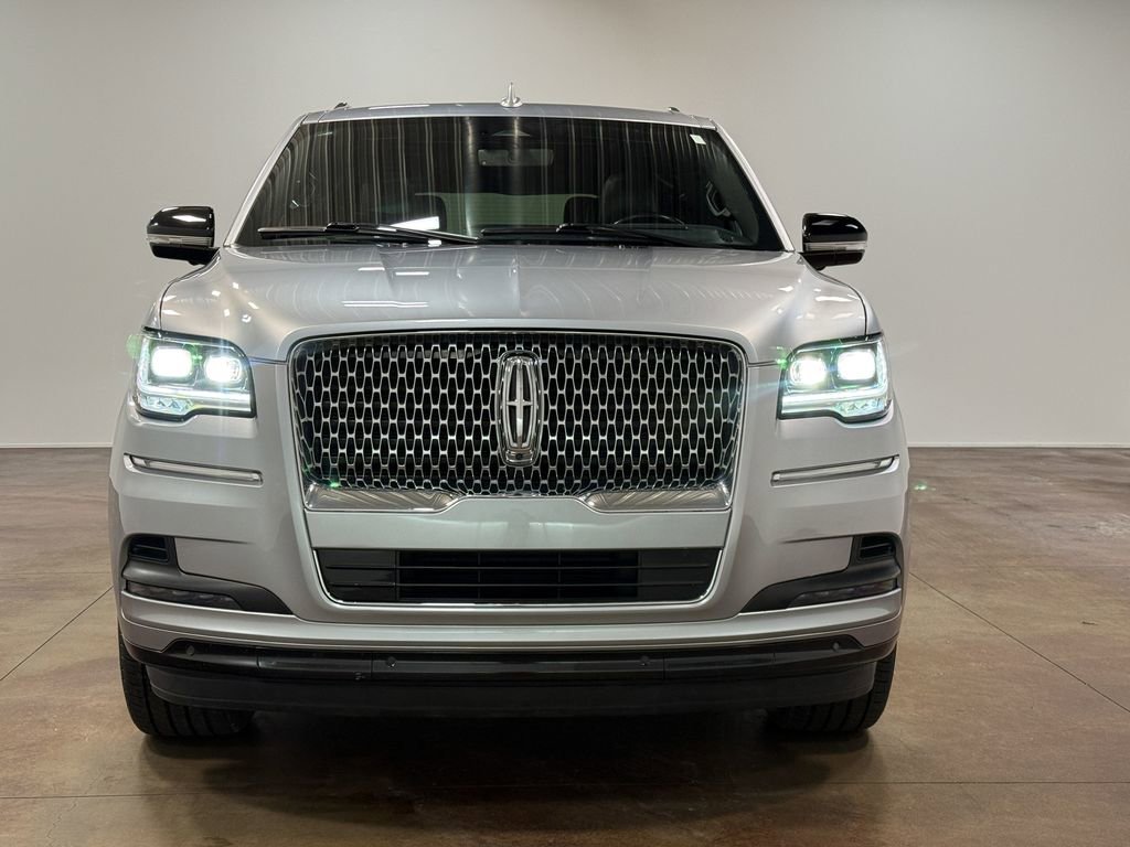 Used 2023 Lincoln Navigator Reserve image 29