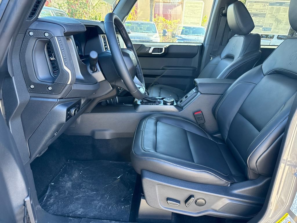 New 2025 Ford Bronco Badlands image 21