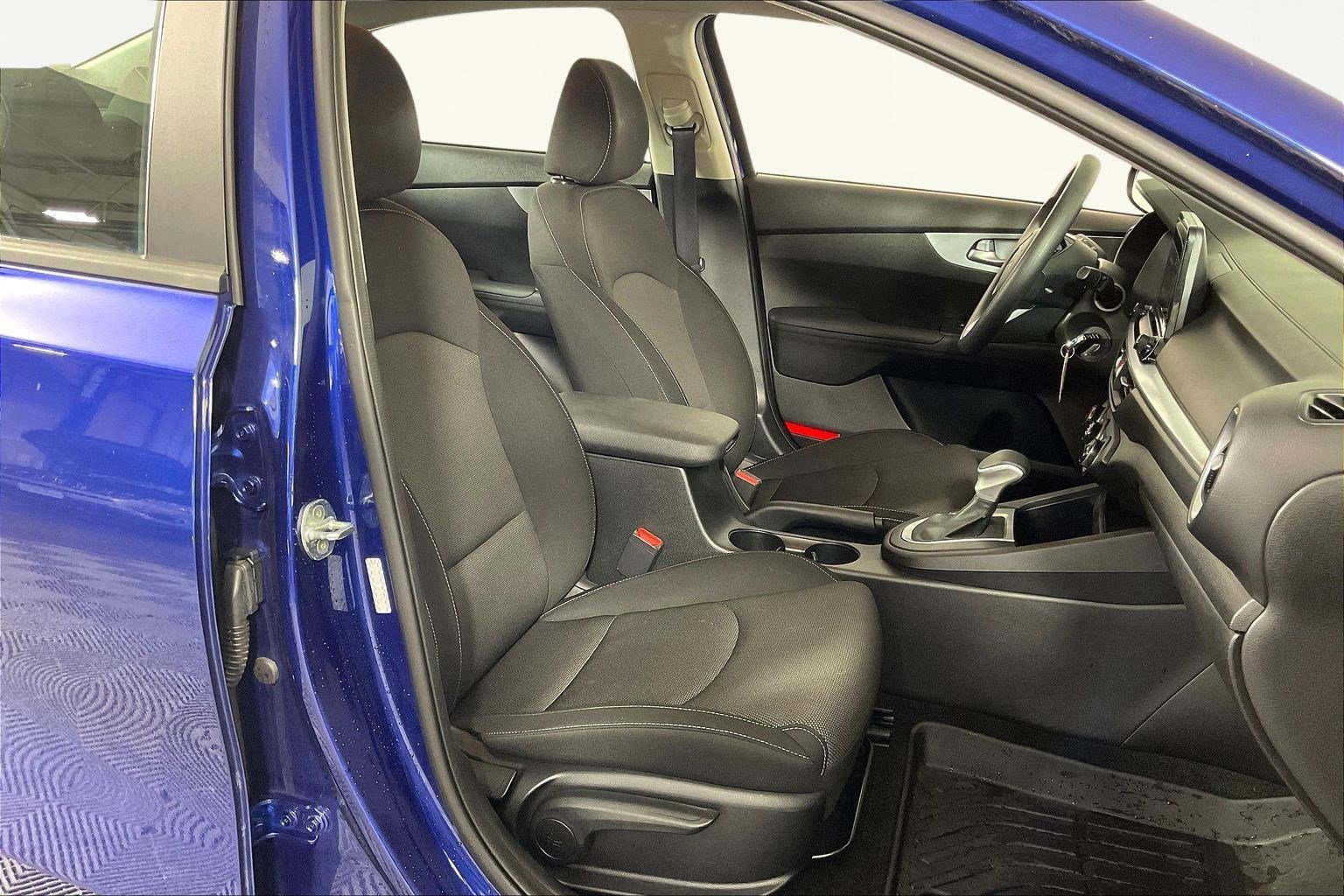 Certified 2023 Kia Forte LXS image 27