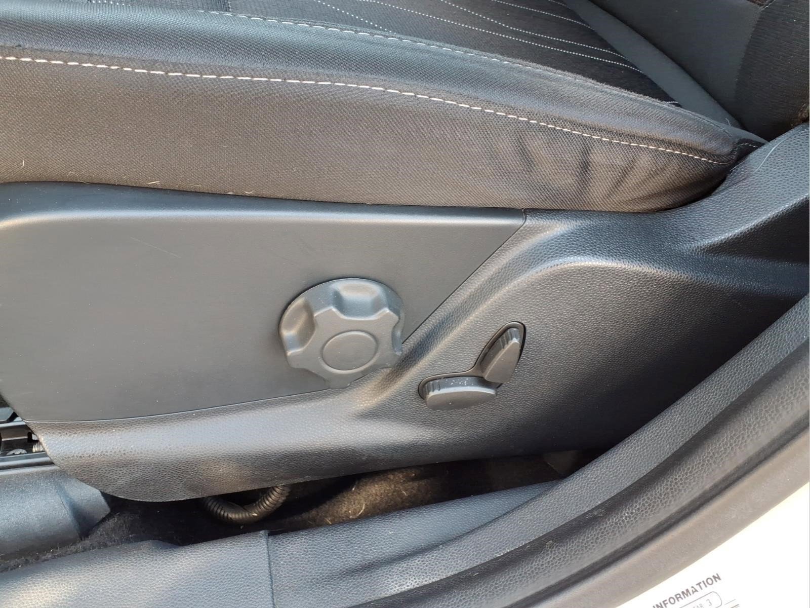 Used 2018 Ford EcoSport SE image 15