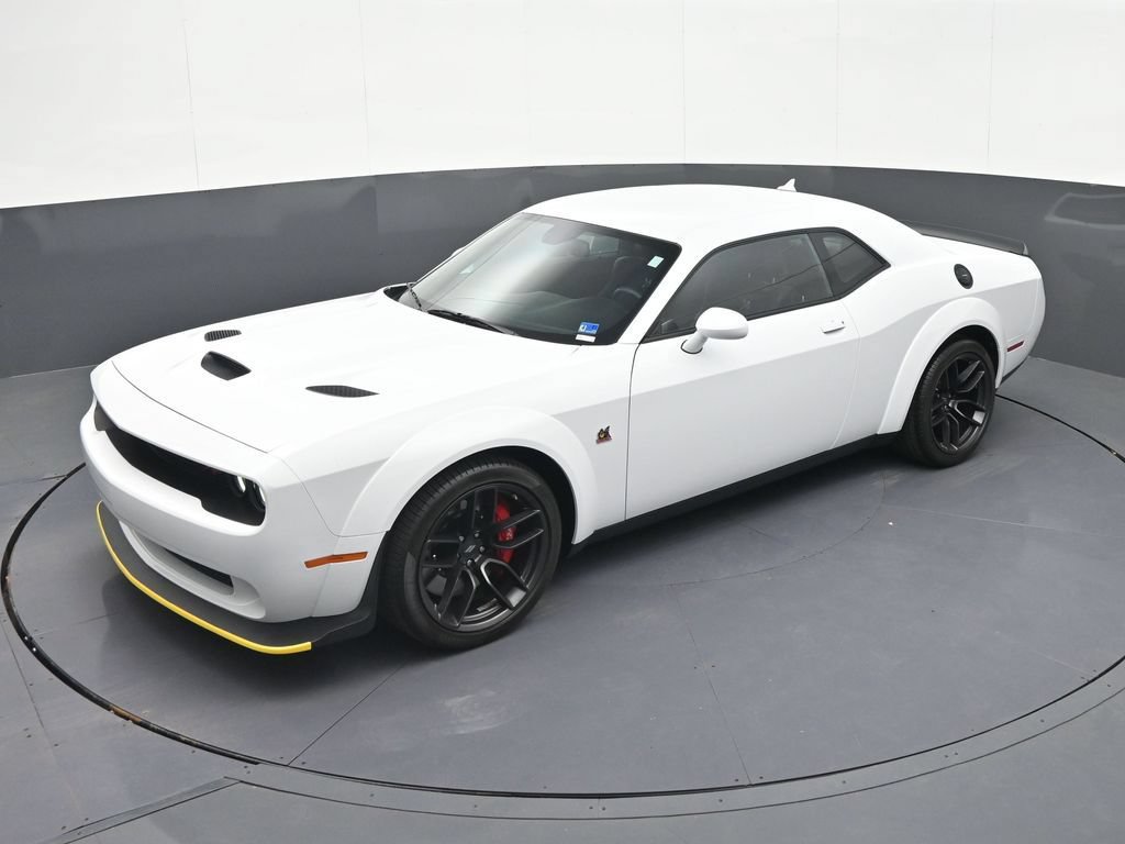 Used 2022 Dodge Challenger R/T Scat Pack RWD image 25