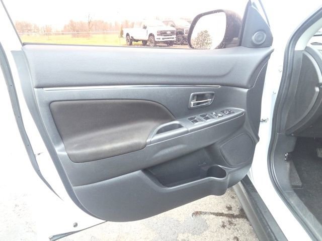 Used 2022 Mitsubishi Outlander Sport ES image 21