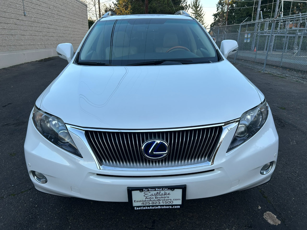 Used 2011 Lexus RX 450h AWD image 2