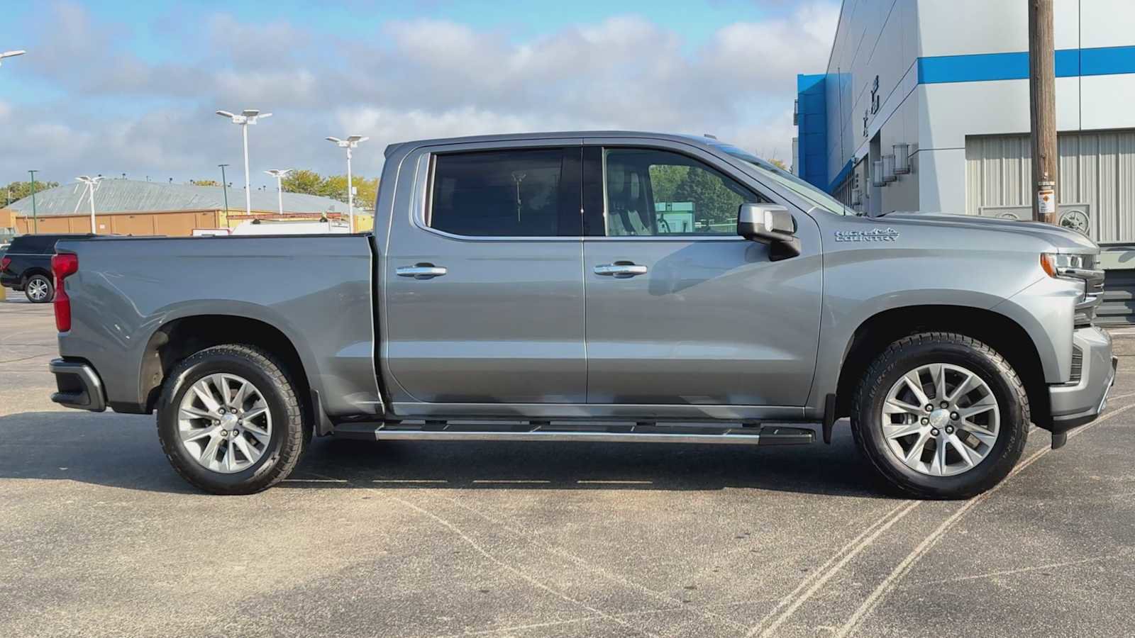 Certified 2021 Chevrolet Silverado 1500 High Country w/ Safety Package II image 9