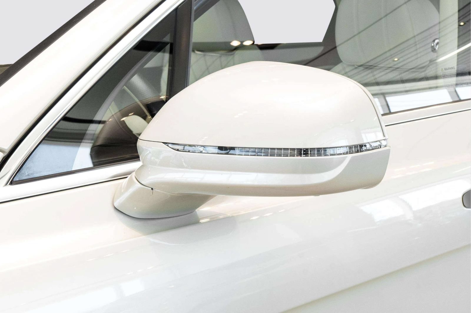 Used 2022 Bentley Bentayga AWD/4WD image 72