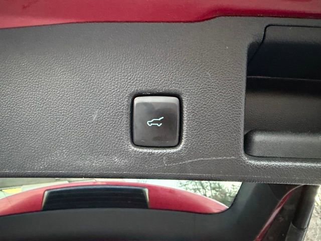 Used 2021 Ford Escape SEL w/ Technology Package image 39