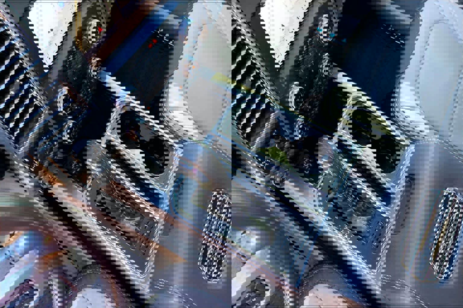 Used 2019 Ford F150 Limited w/ Trailer Tow Package image 16