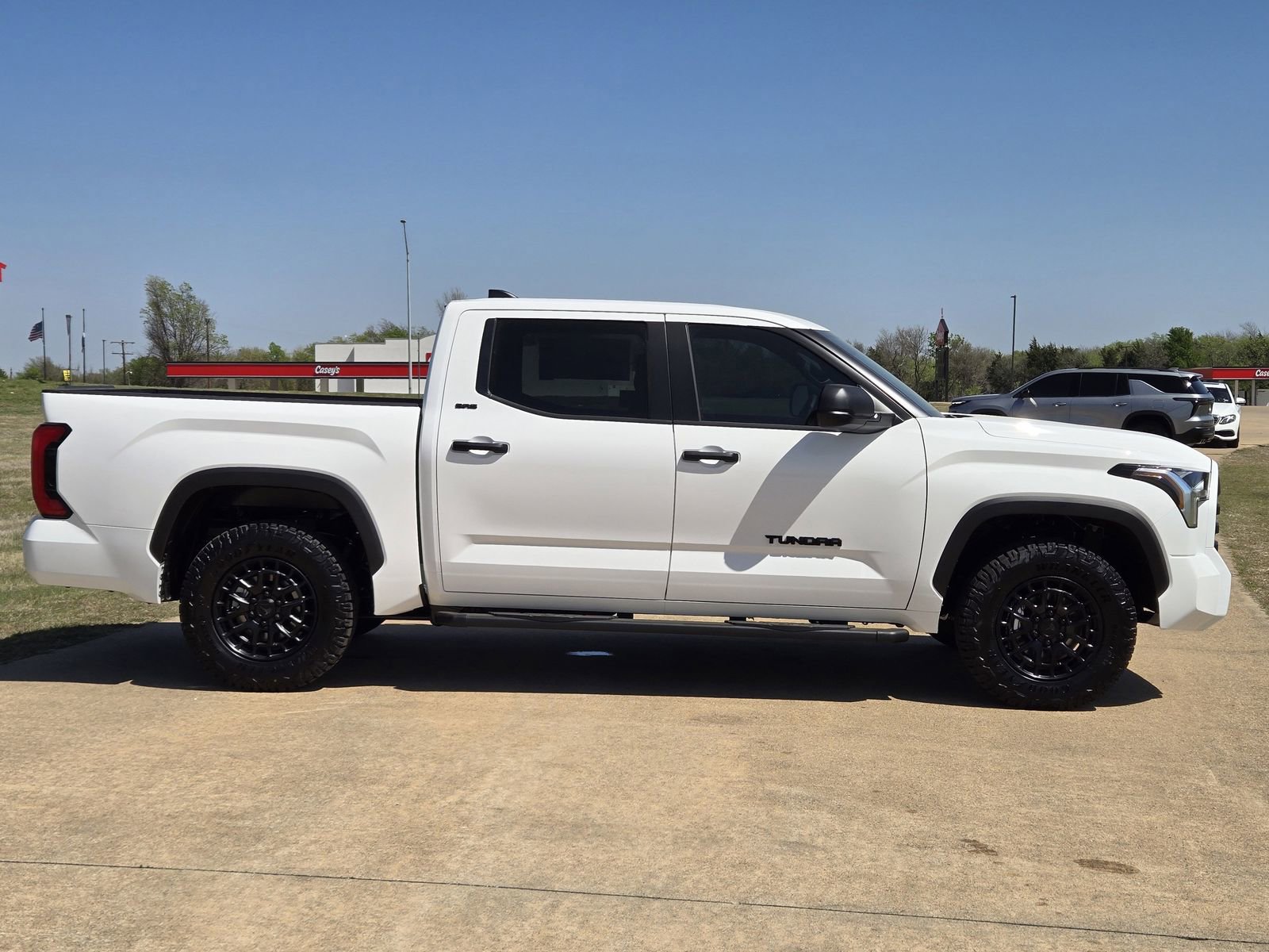New 2026 Toyota Tundra SR5 image 7