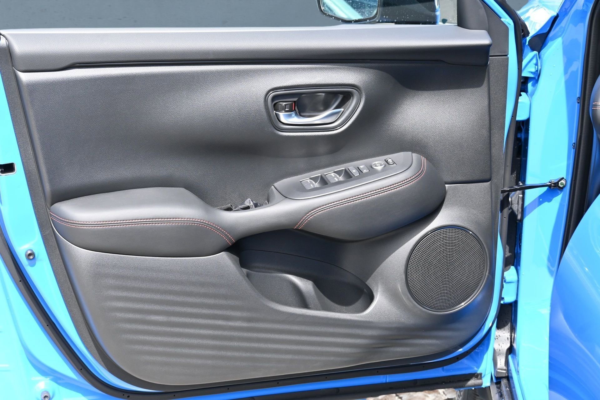 New 2026 Honda HR-V Sport image 31