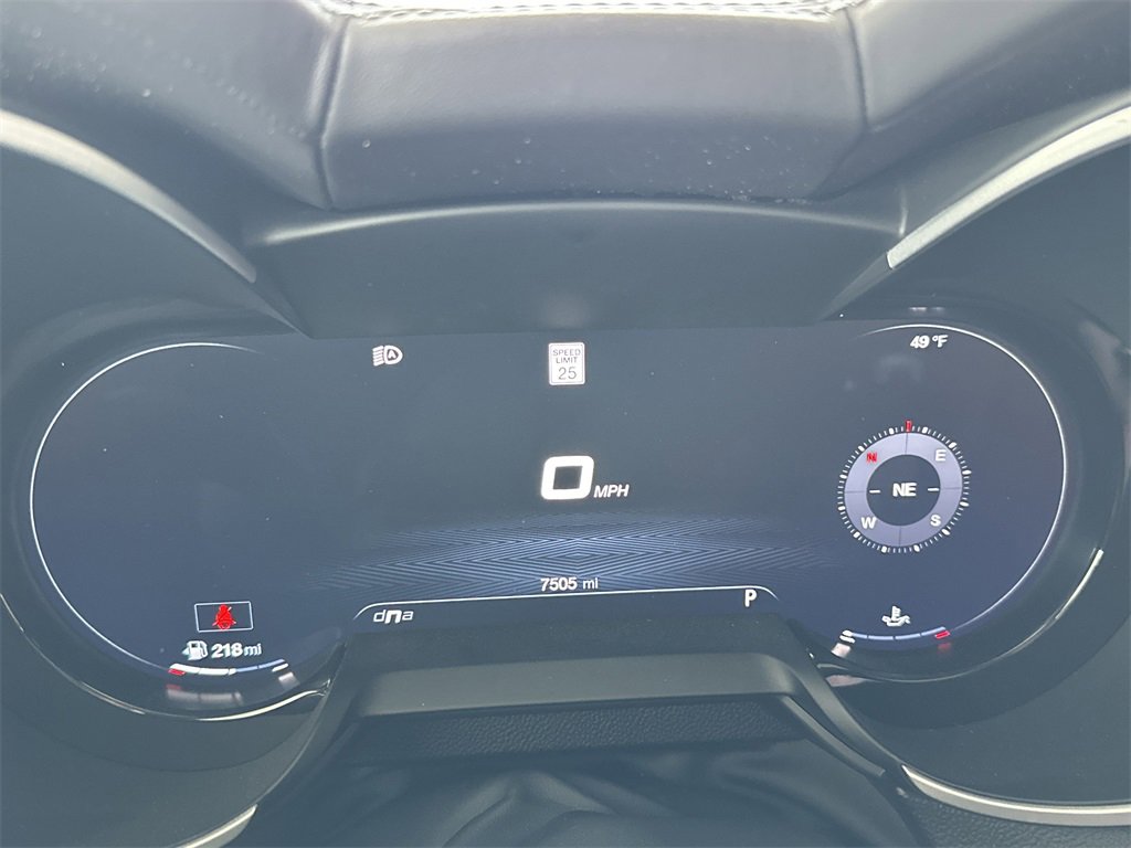 Used 2024 Alfa Romeo Stelvio Ti image 40