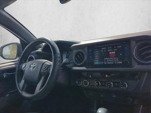 Used 2017 Toyota Tacoma TRD Sport w/ Tow Package (A/T) image 22