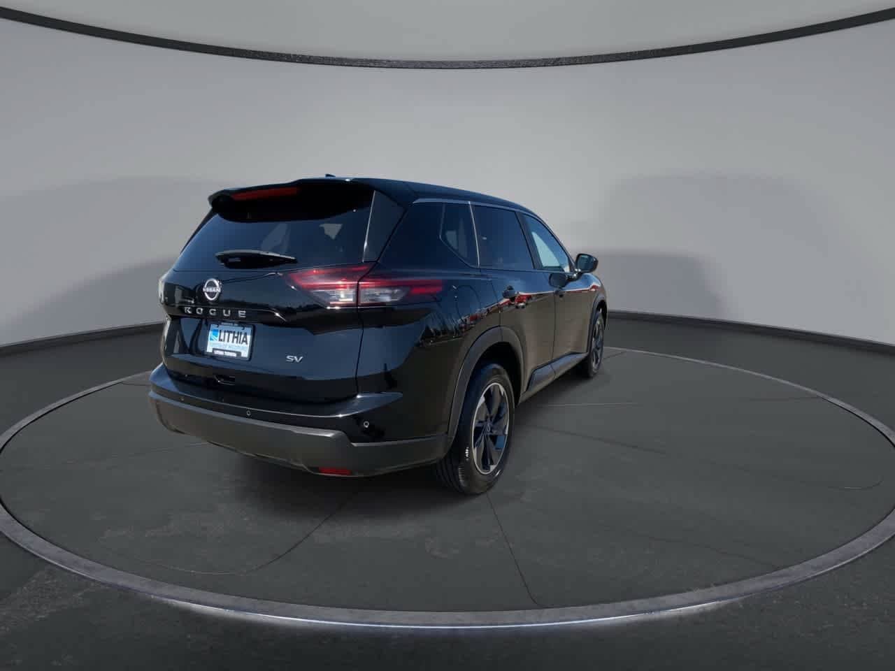 Used 2024 Nissan Rogue SV FWD image 8