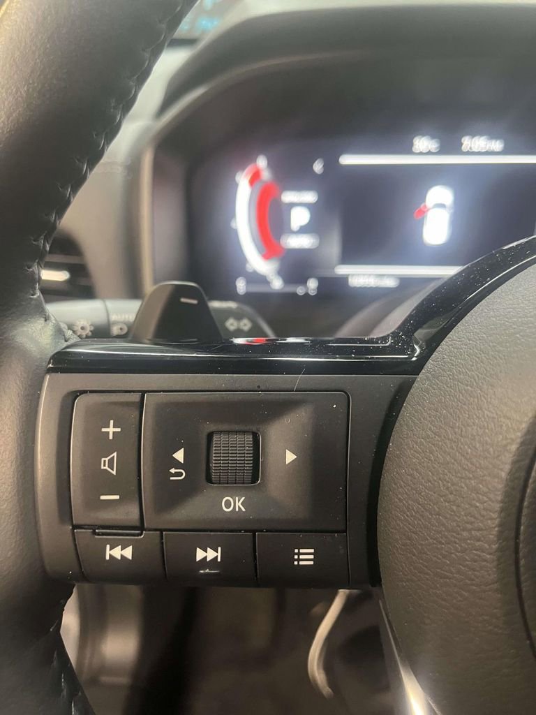 Used 2024 Nissan Rogue Platinum w/ Platinum Premium Package image 21