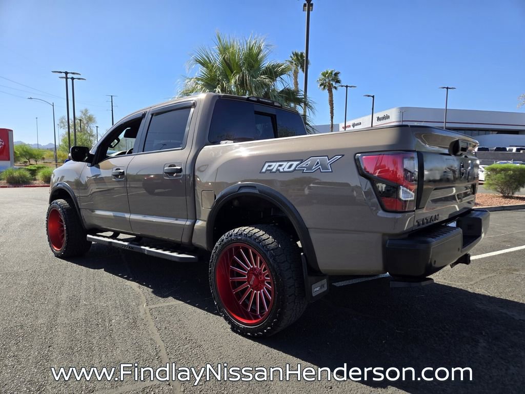 Used 2021 Nissan Titan PRO-4X w/ Pro-4x Convenience Package image 4