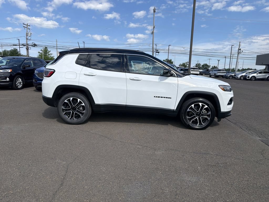 Used 2023 Jeep Compass Limited AWD/4WD image 6