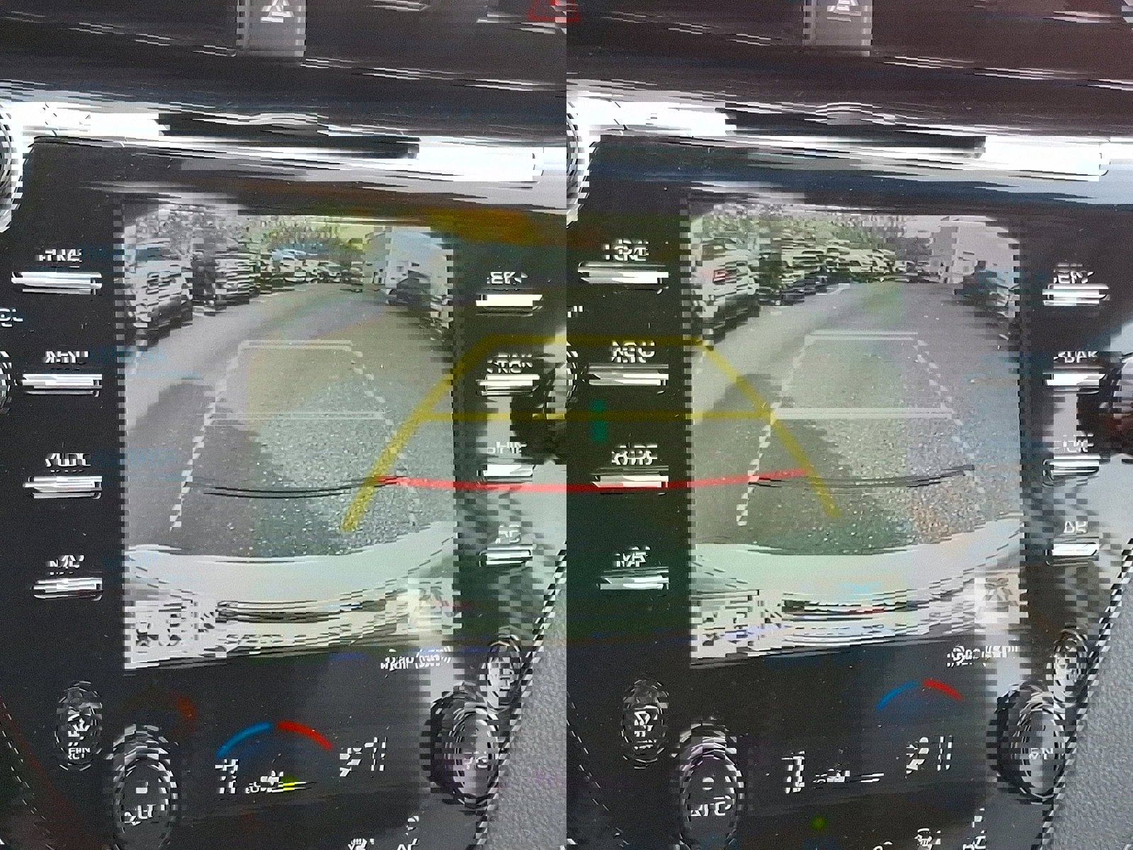 Certified 2020 Toyota Camry XSE image 17