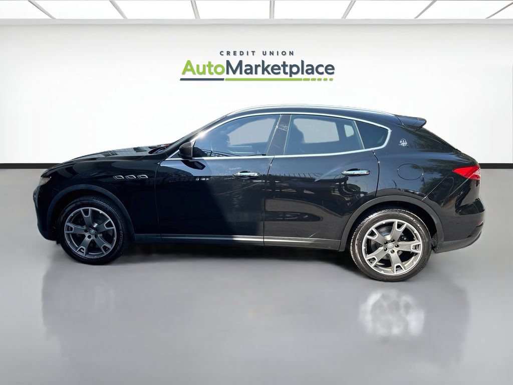Used 2017 Maserati Levante S AWD/4WD image 4