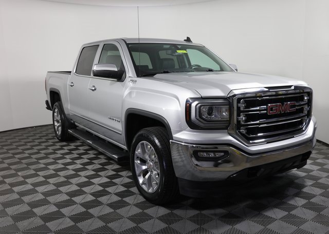 Used 2018 GMC Sierra 1500 SLT w/ SLT Premium Package image 3
