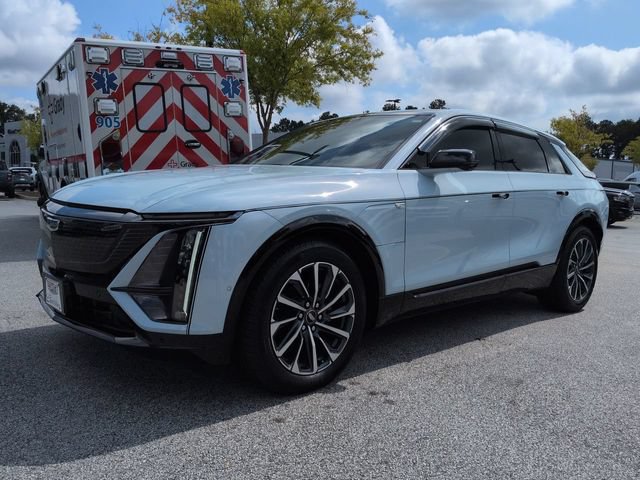 Used 2024 Cadillac Lyriq Sport RWD image 7