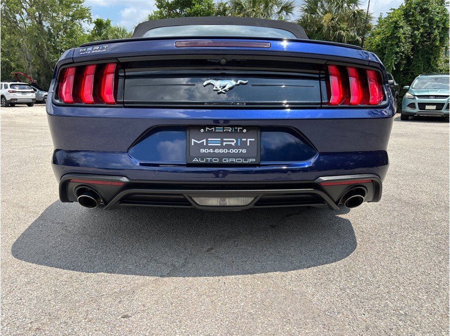 Used 2020 Ford Mustang Premium RWD image 15