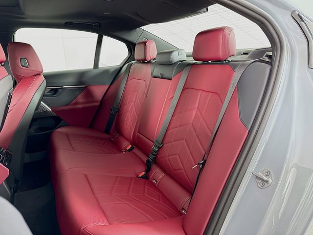 Used 2025 BMW 530i xDrive 530i xDrive w/ M Sport Package image 26