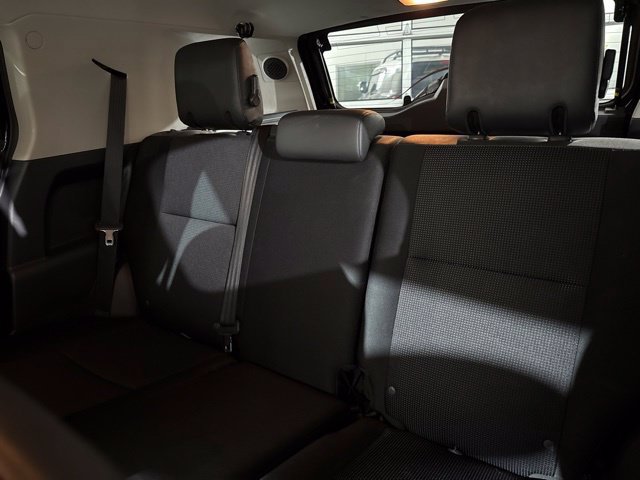 Used 2012 Toyota FJ Cruiser 4WD w/ Upgrade Pkg image 15