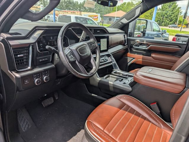 Used 2024 GMC Sierra 2500 Denali Ultimate w/ Max Trailering Package AWD/4WD image 14