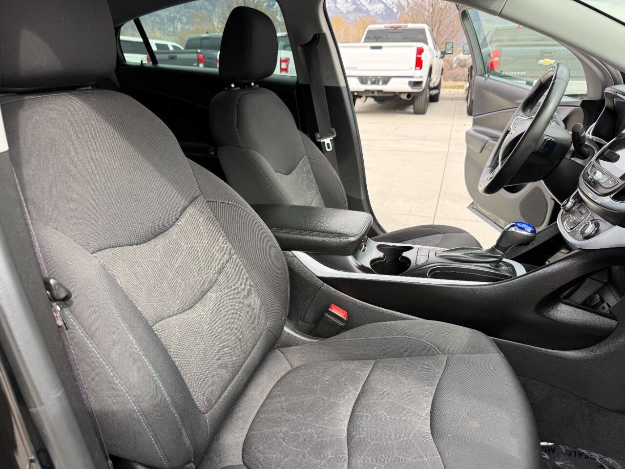 Used 2017 Chevrolet Volt LT image 23