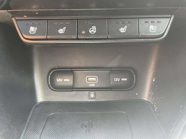 Certified 2022 Kia Sportage EX w/ EX Technology Package FWD image 32