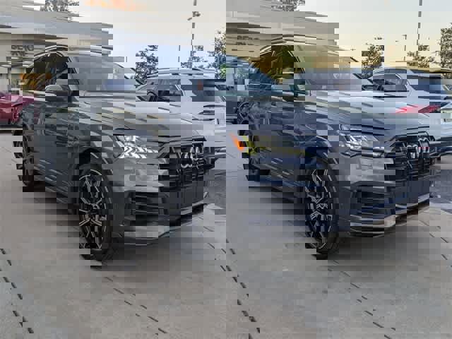 Used 2021 Audi Q7 3.0T Prestige w/ Prestige Package image 2
