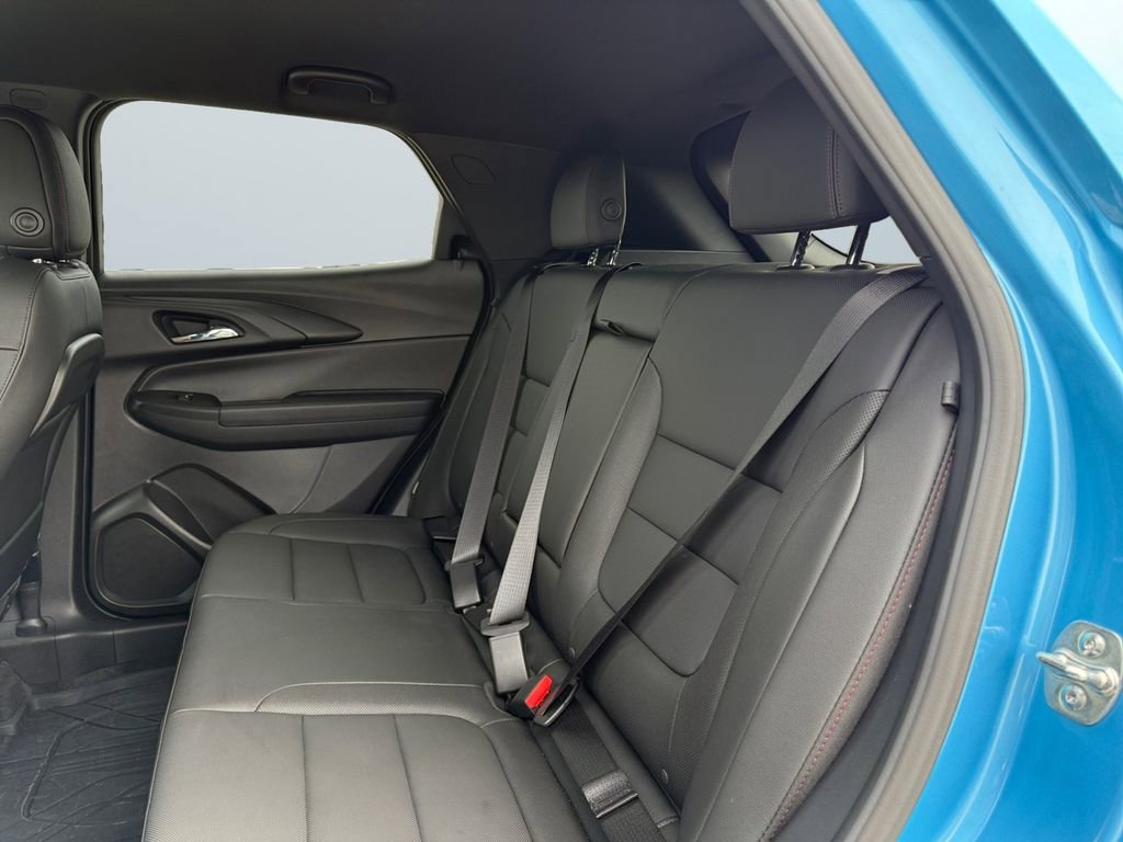 Used 2025 Chevrolet TrailBlazer RS w/ Convenience Package image 13