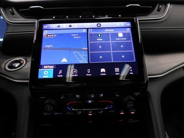 Used 2024 Jeep Grand Cherokee L Limited w/ Luxury Tech Group II image 42