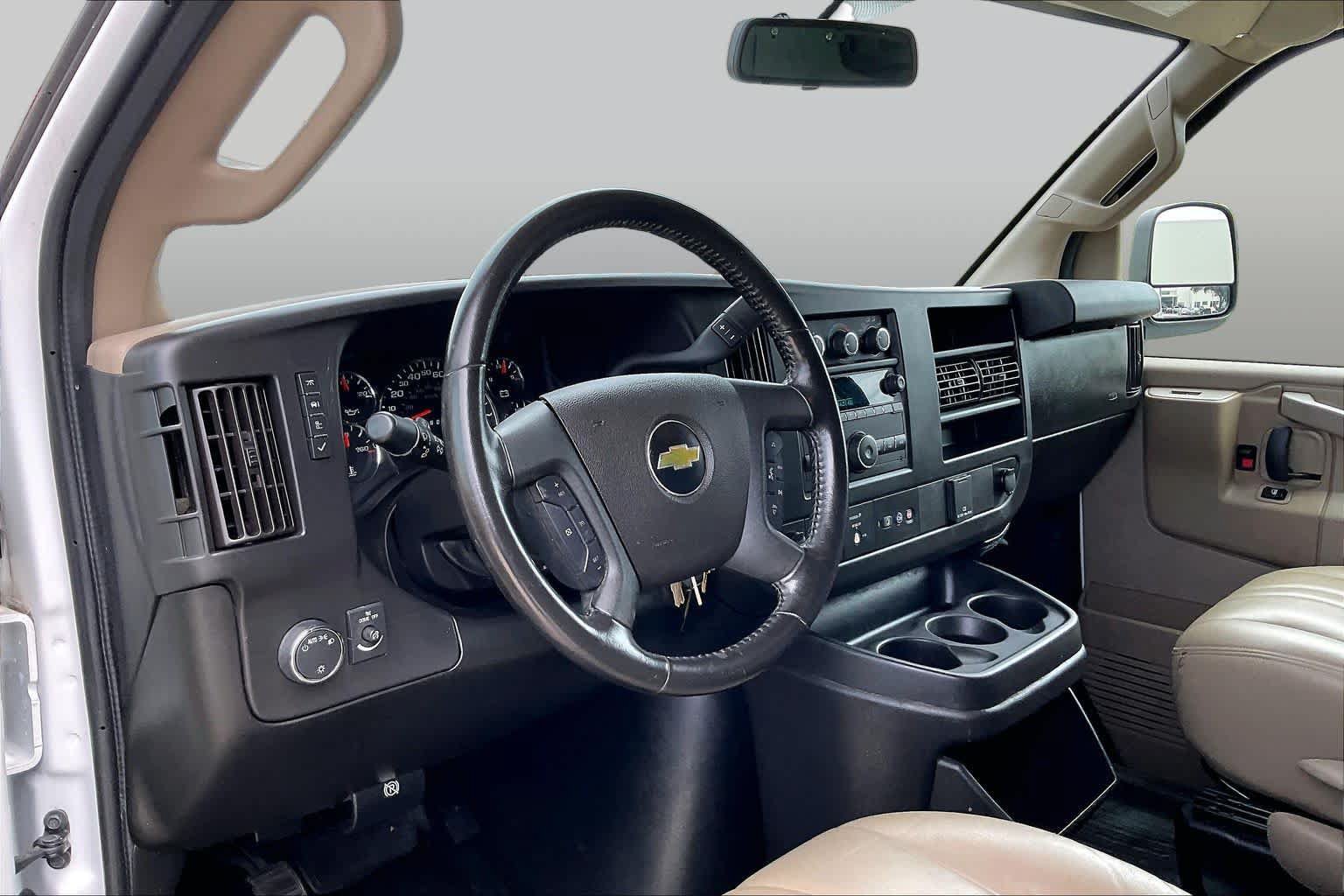 Used 2021 Chevrolet Express 2500 w/ Driver Convenience Package RWD image 14