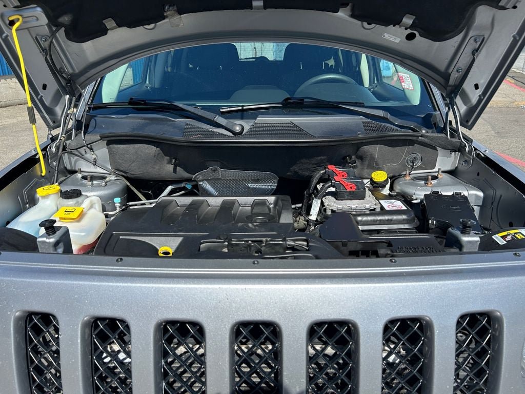 Used 2015 Jeep Patriot Sport w/ Power Value Group AWD/4WD image 29
