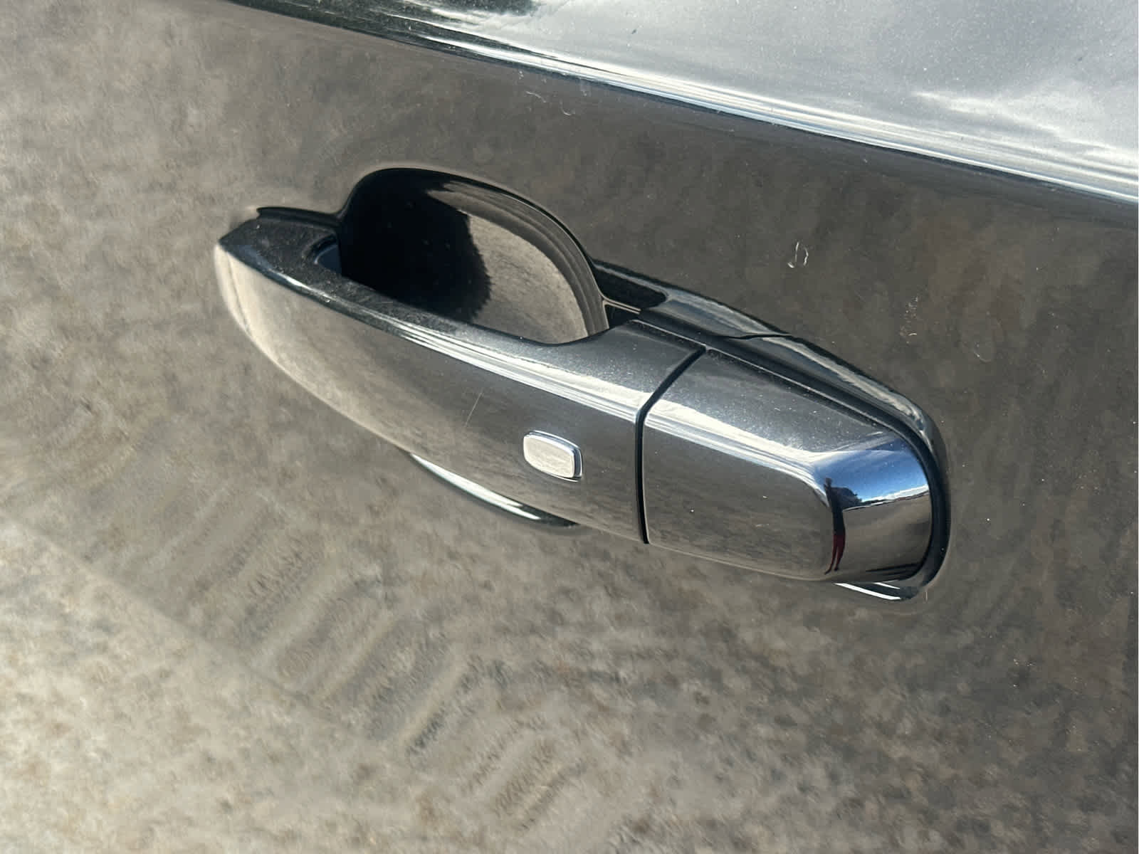 Used 2022 Chevrolet Traverse LT image 14