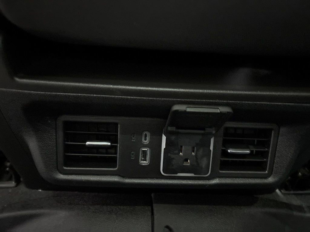 Used 2023 Chevrolet Silverado 1500 RST image 31