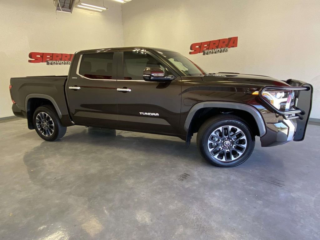 Used 2024 Toyota Tundra Limited AWD/4WD image 2