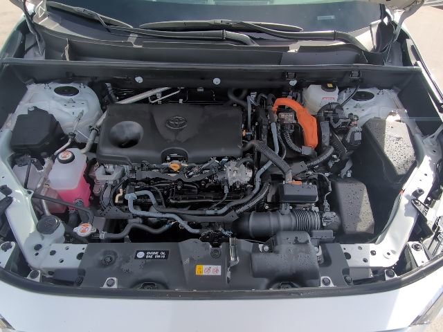 Used 2025 Toyota RAV4 XLE AWD/4WD image 34