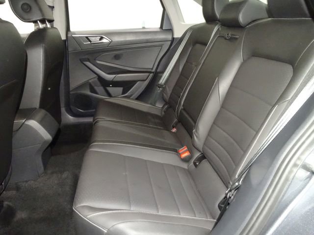 Used 2024 Volkswagen Jetta SE image 10