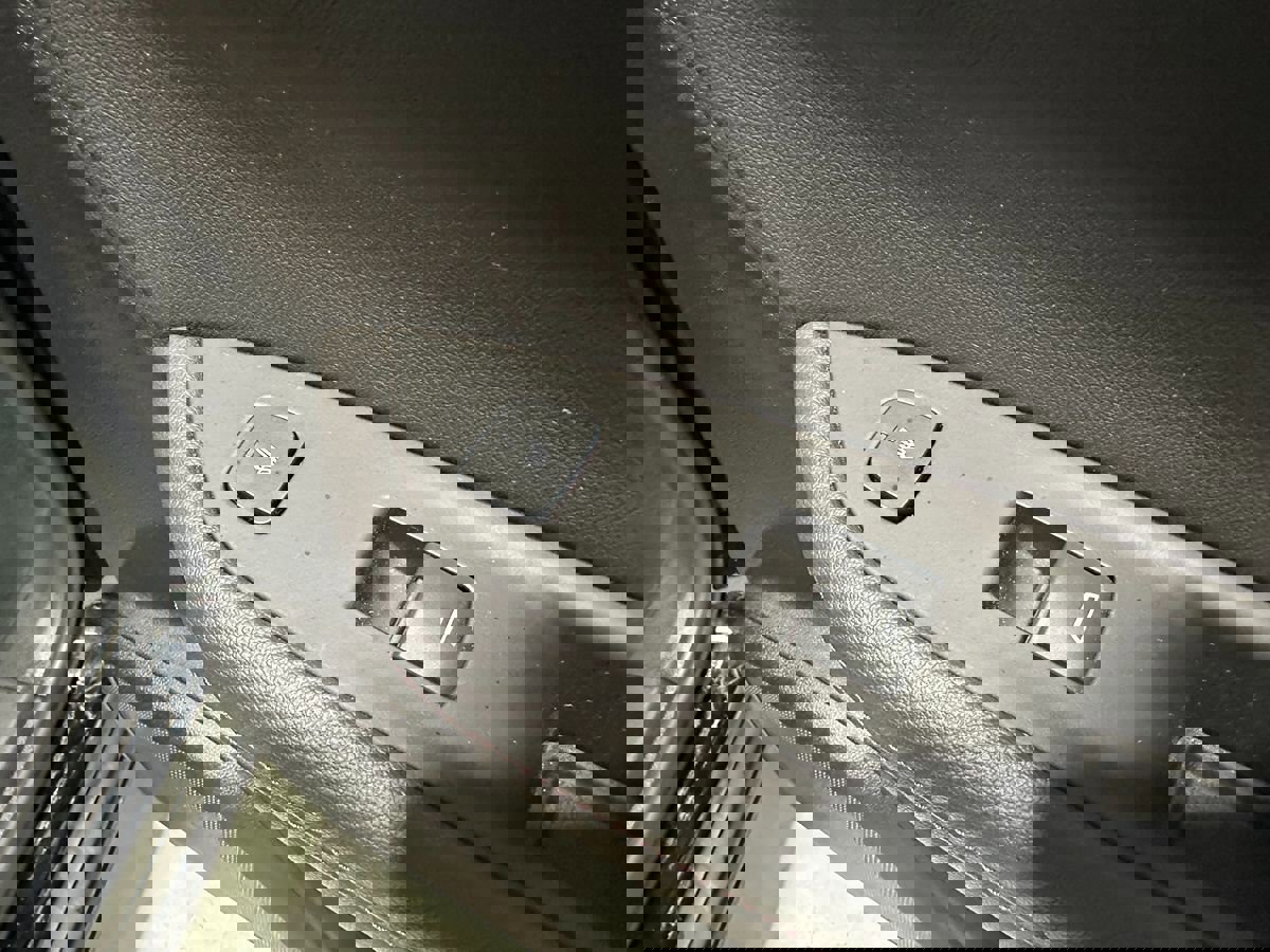 Used 2022 Chevrolet Blazer RS image 17