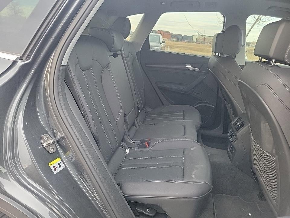 Used 2023 Audi Q5 e Prestige w/ Prestige Package image 12