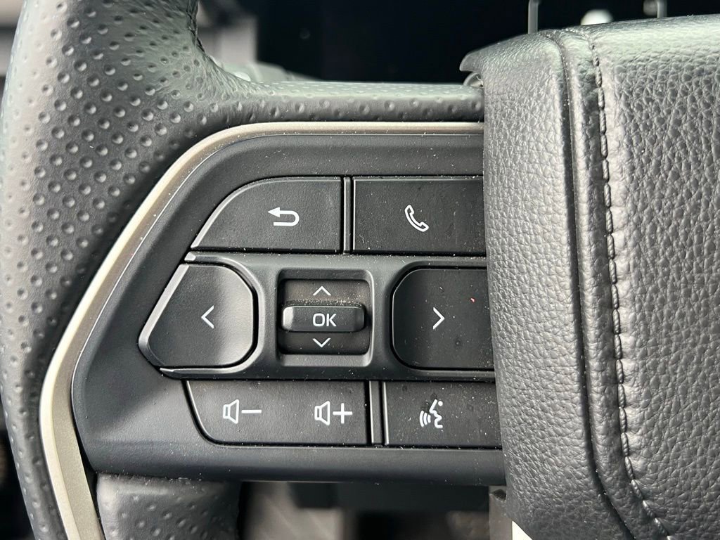 Used 2025 Toyota 4Runner TRD Off-Road AWD/4WD image 30