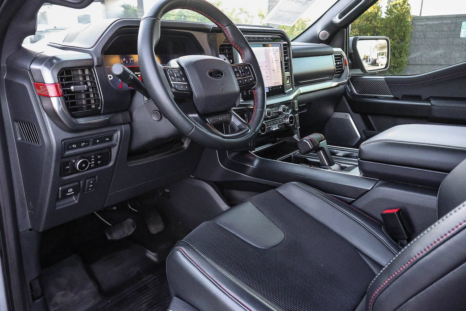 Used 2024 Ford F150 Raptor AWD/4WD image 27