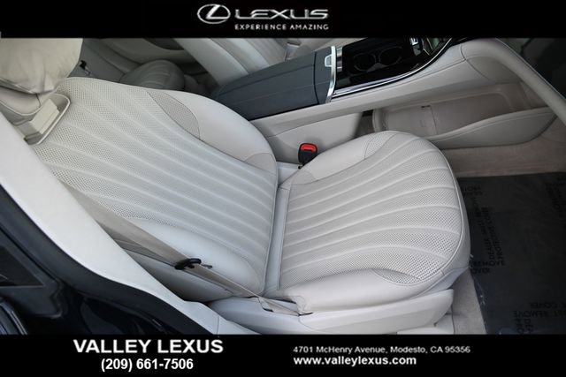 Used 2022 Mercedes-Benz EQS 450+ Sedan image 13