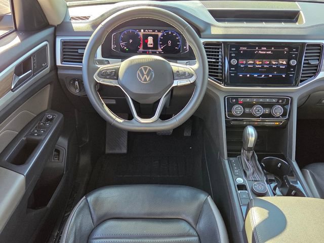 Used 2021 Volkswagen Atlas SEL Premium image 15