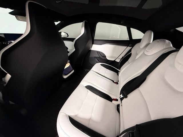 Used 2026 Tesla Model S Plaid AWD/4WD image 28